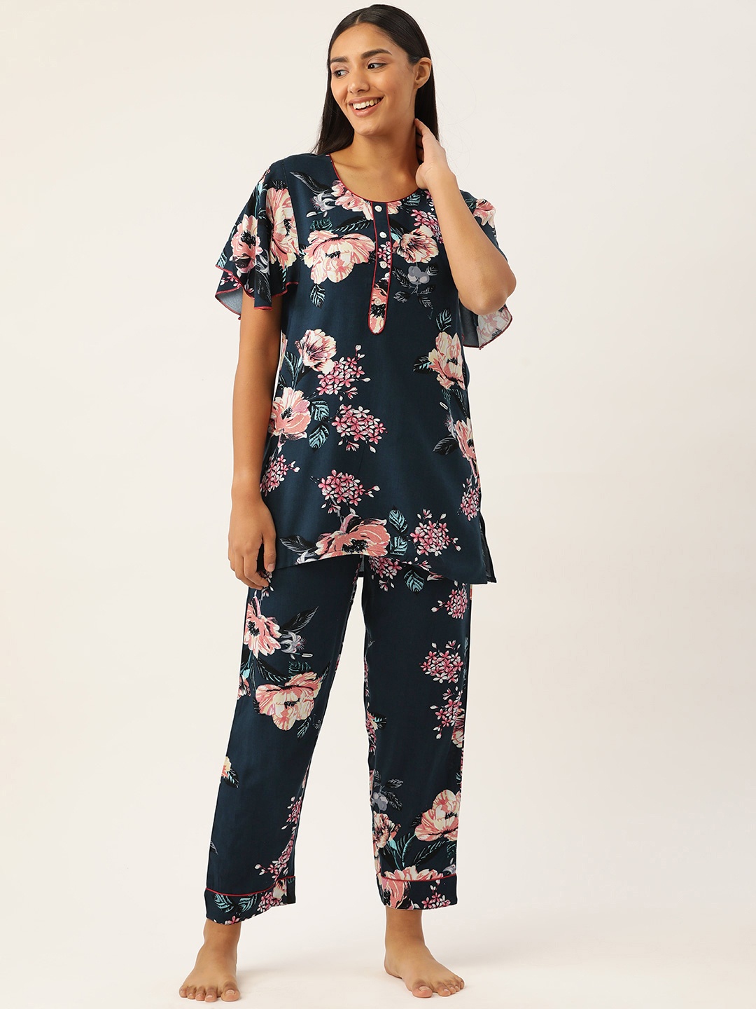 

Sweet Dreams Women Navy Blue & Pink Printed Night suit