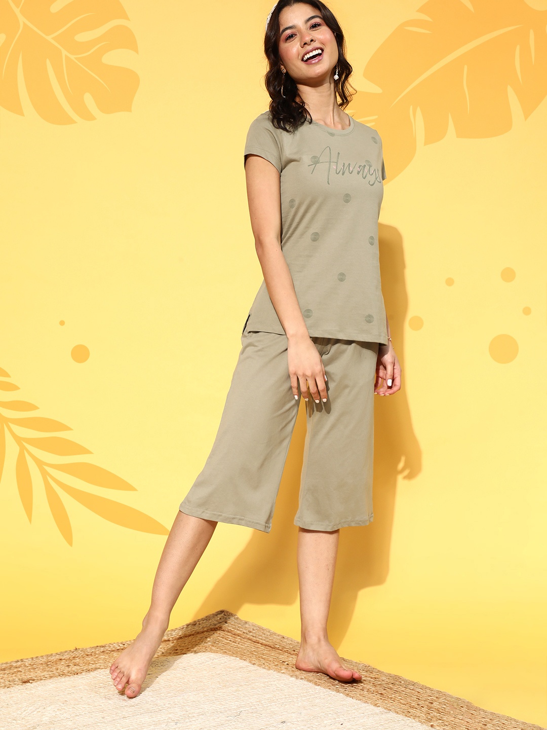 

Sweet Dreams Women Olive Green Pure Cotton Geometric Printed Capri Set