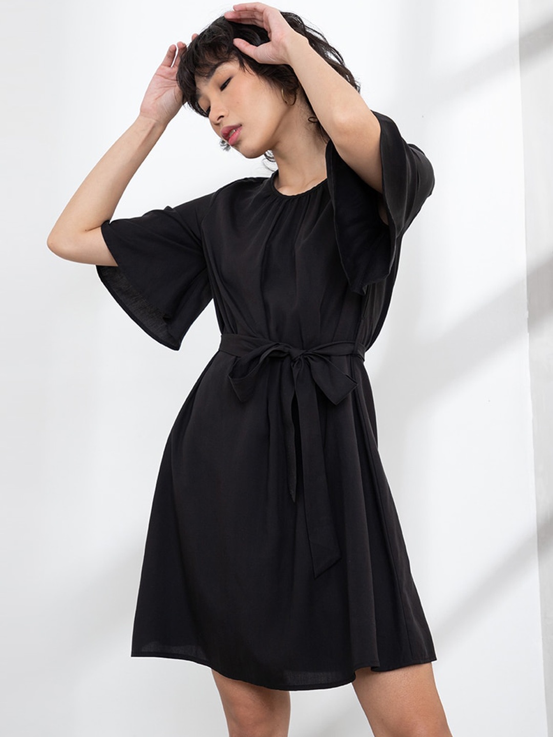 

ORIGIN BY ZALORA Black Flutter Sleeve A-Line Dress