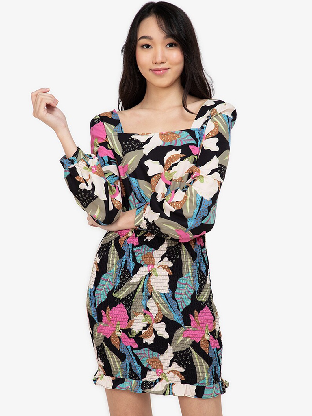

ZALORA BASICS Women Black Floral Printed Bodycon Dress