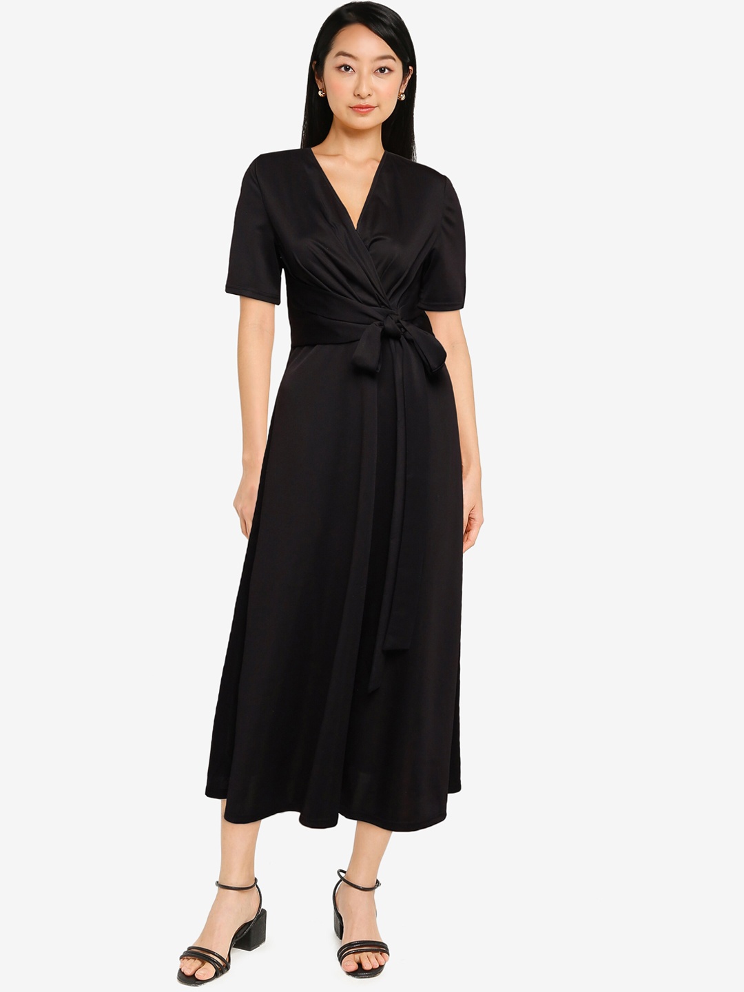 

ZALORA BASICS Black A-Line Dress