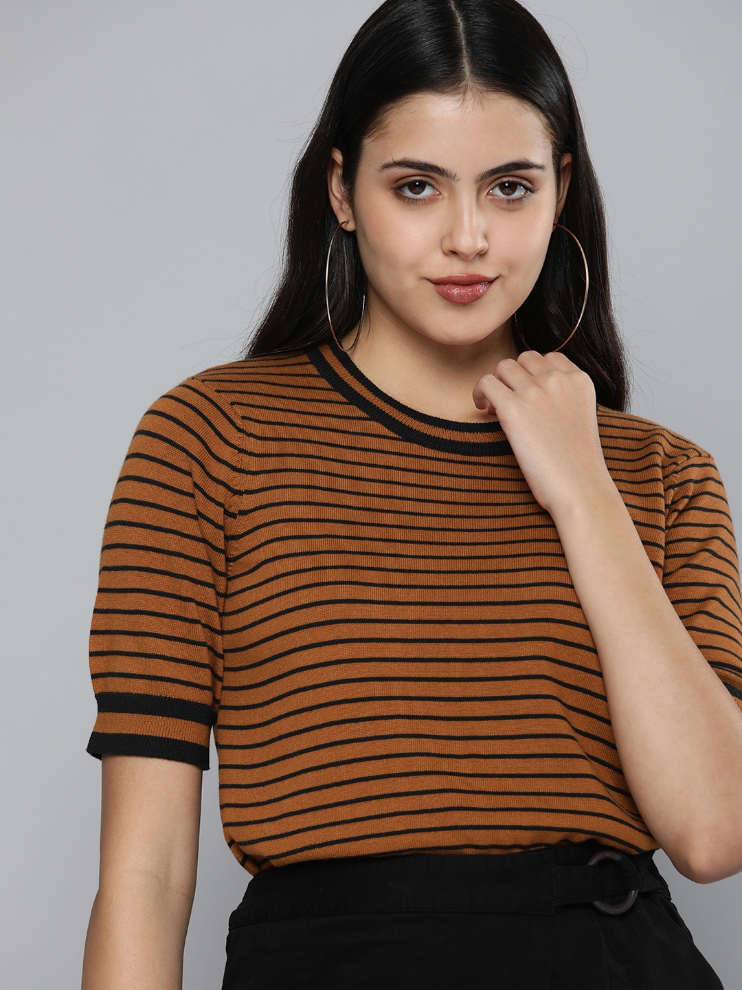 

Levis Women Brown & Black Striped Round-Neck T-shirt