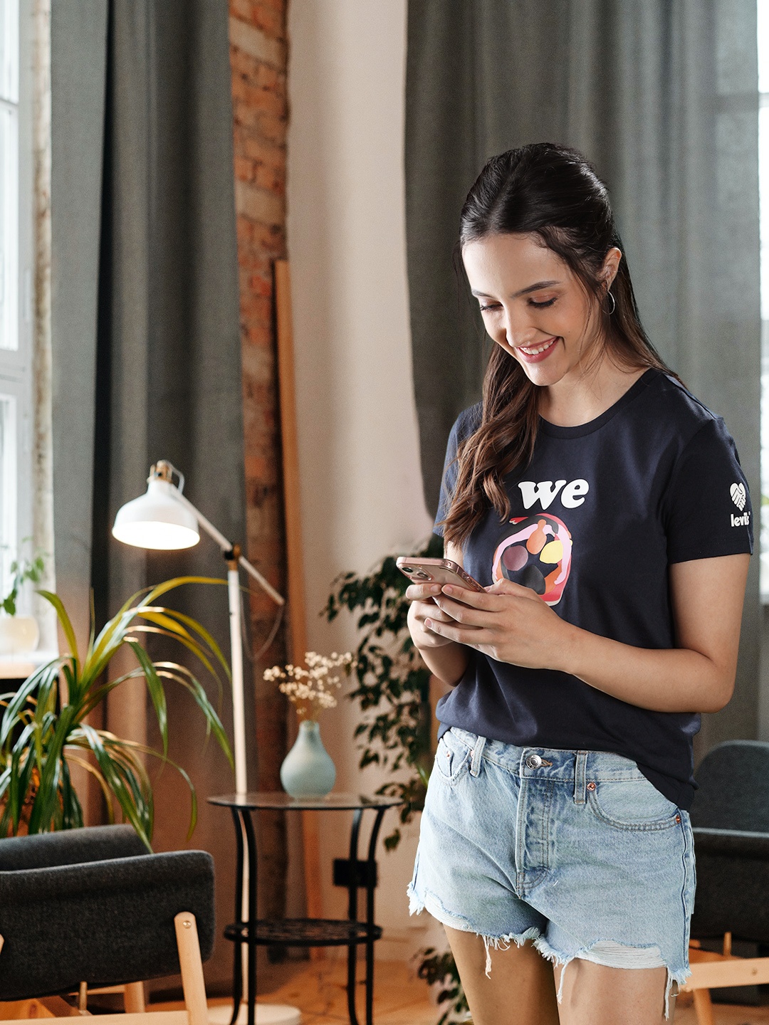 Levis Women Navy Blue Graphic Printed Pure Cotton Casual T-shirt