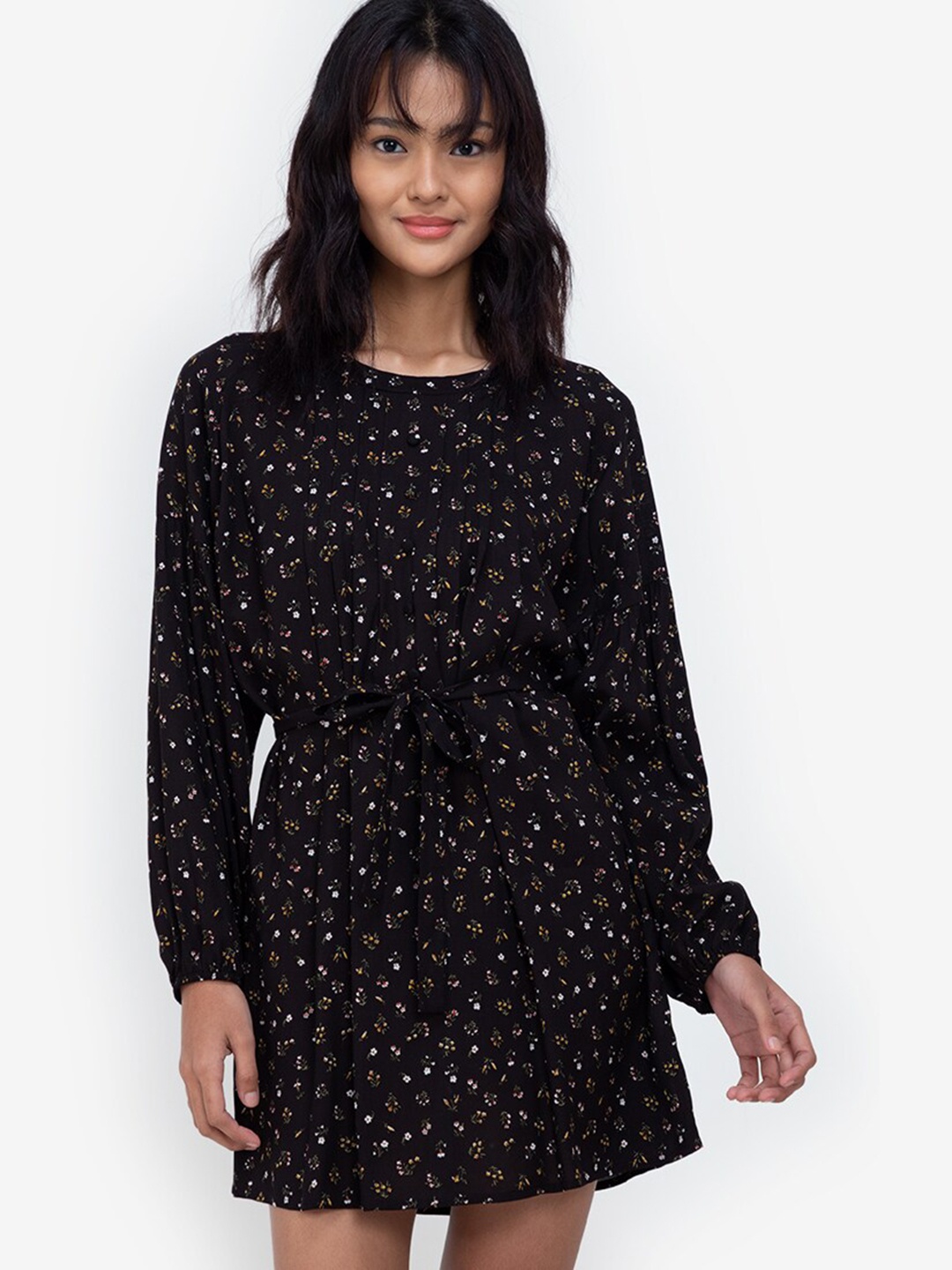 

ZALORA BASICS Black Floral Mini Dress