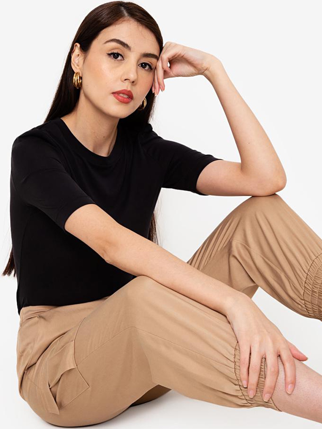 

ORIGIN BY ZALORA Black Fitted Crop Top