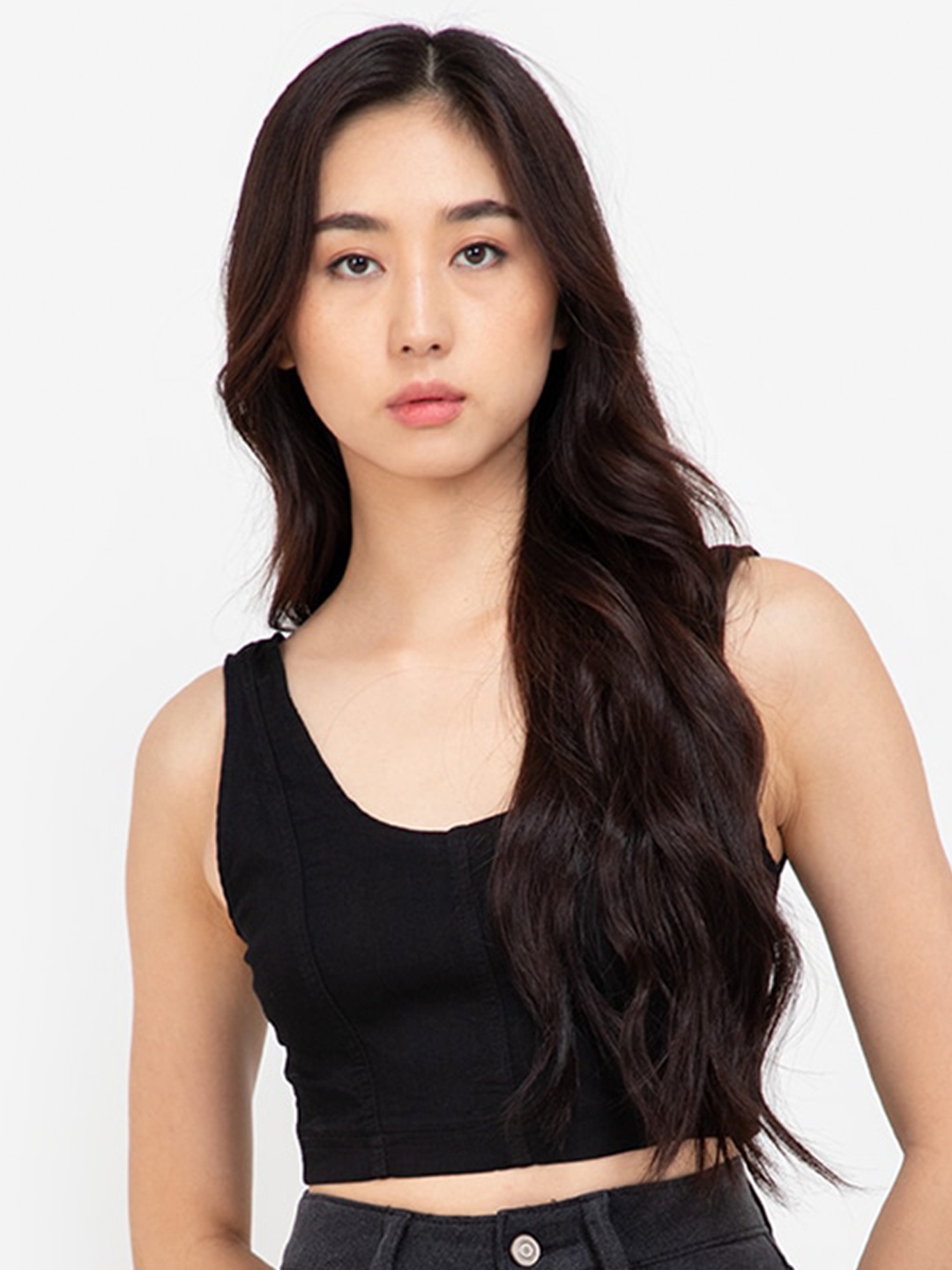 

ZALORA BASICS Black Crop Top