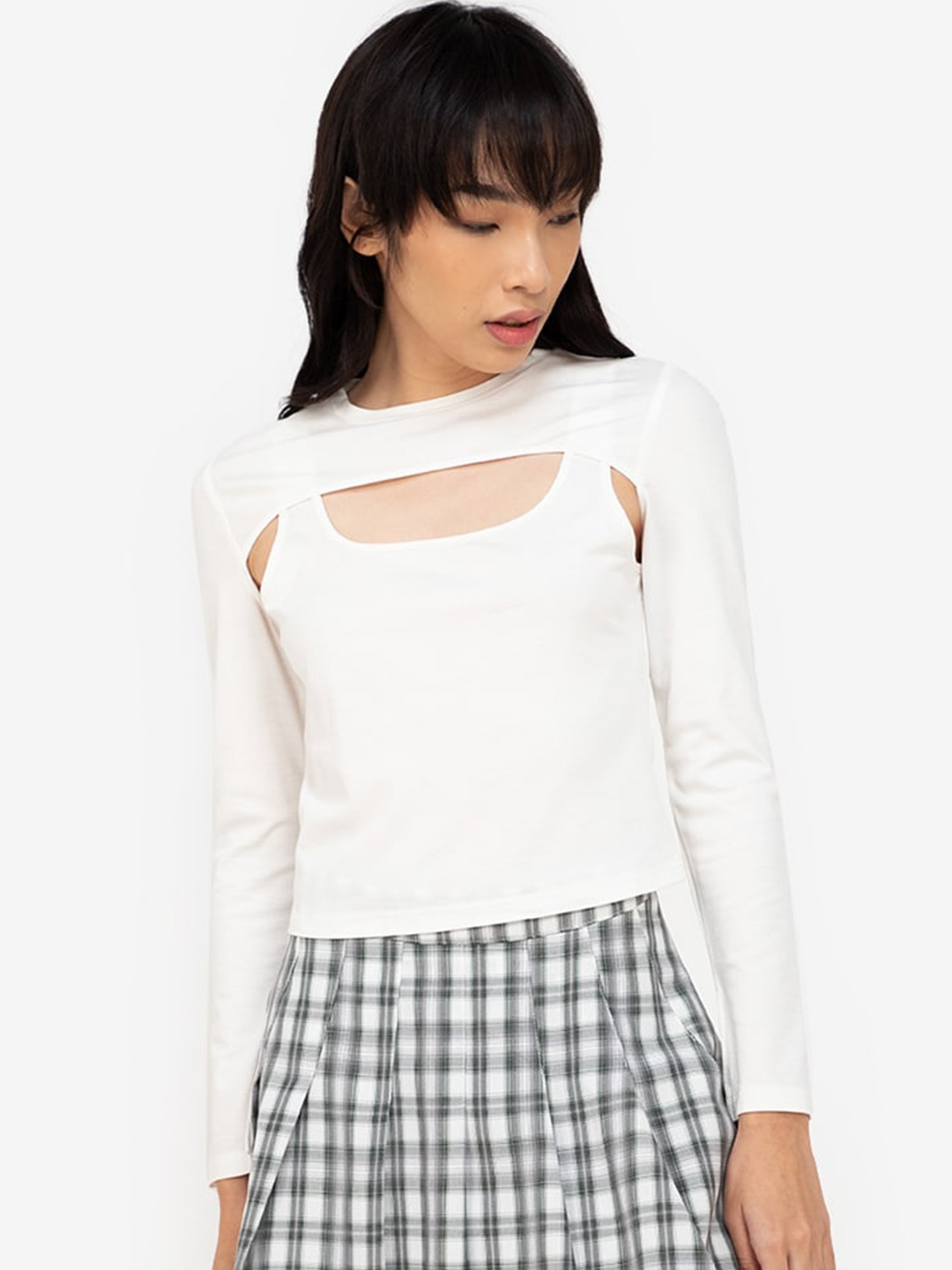 

ZALORA BASICS Women White Solid Top with Cut-Out