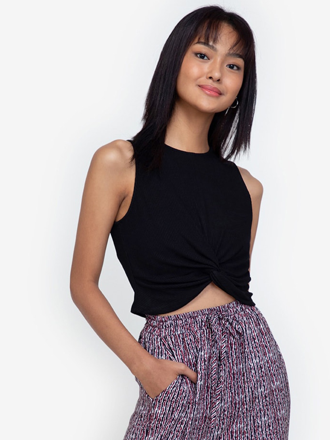 

ZALORA BASICS Black Twist Hem Rib Tank Top