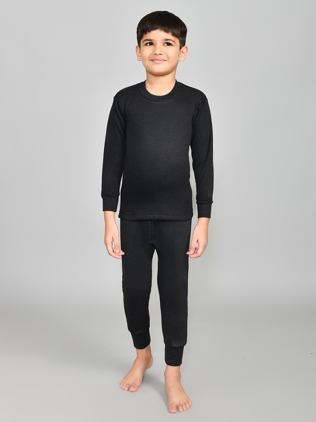 

Lux Cottswool Boys Charcoal Grey Solid Knitted Cotton Slim-Fit Thermal Set