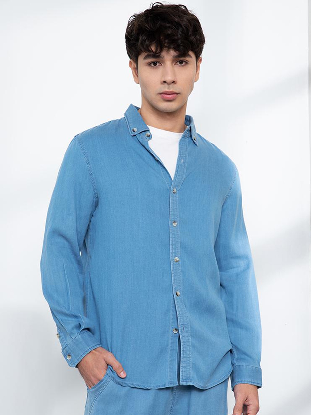 

ORIGIN BY ZALORA Men Blue Regular Fit Casual Shirt