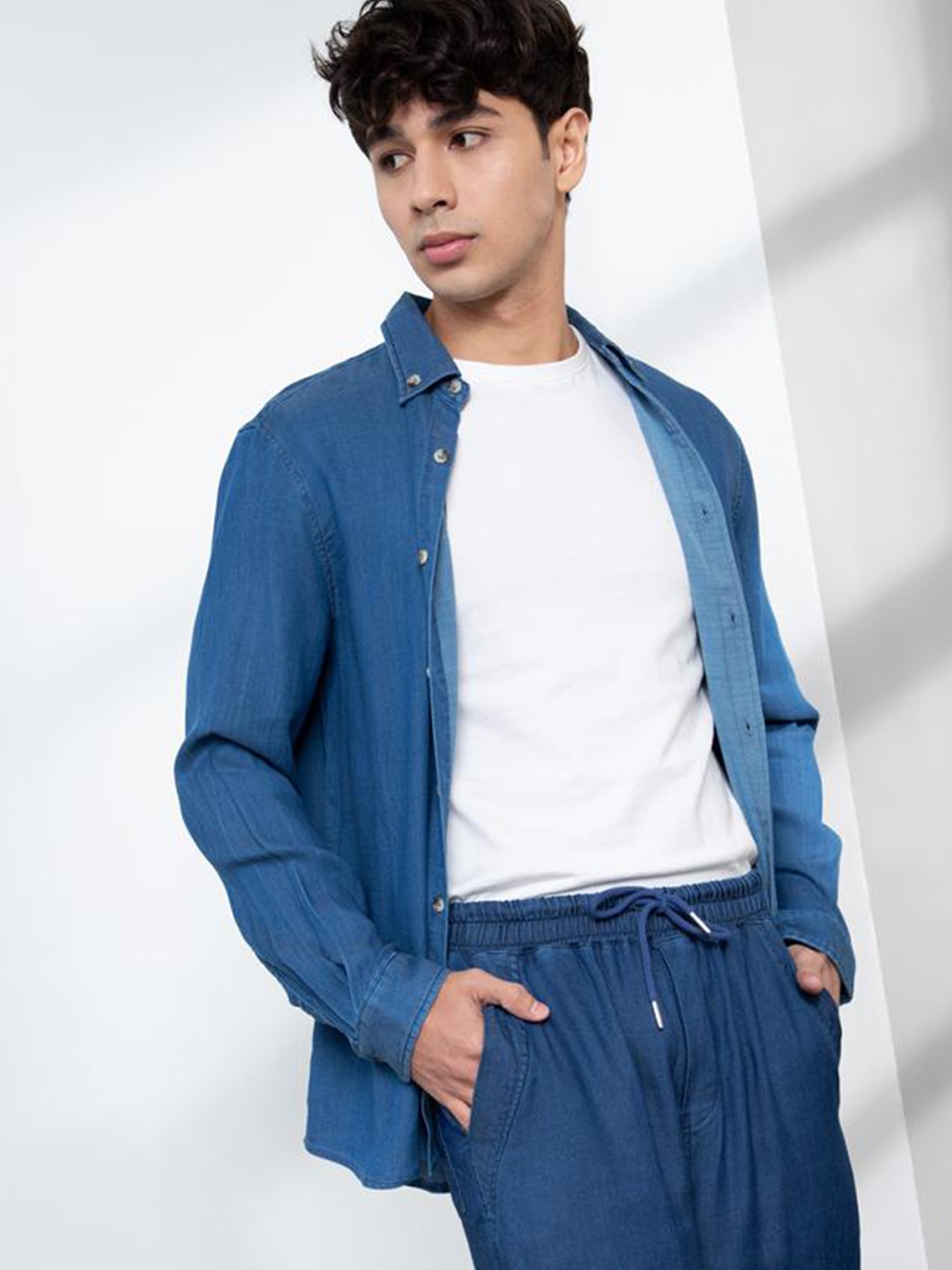 

ORIGIN BY ZALORA Men Blue Casual Shirt