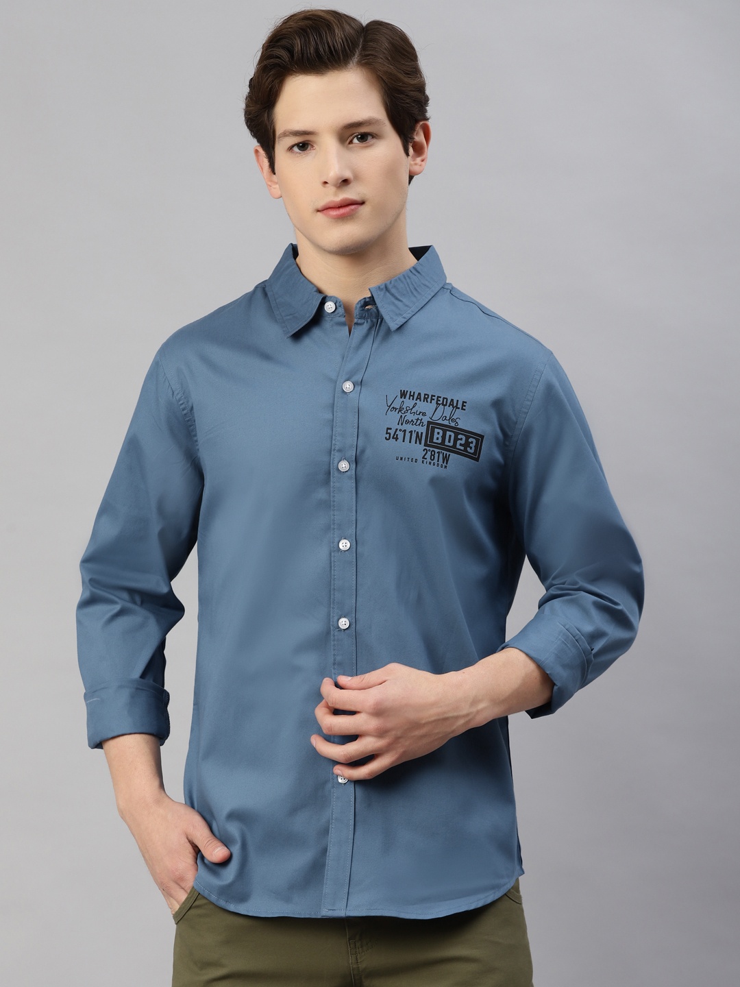 

Hubberholme Men Blue Casual Shirt