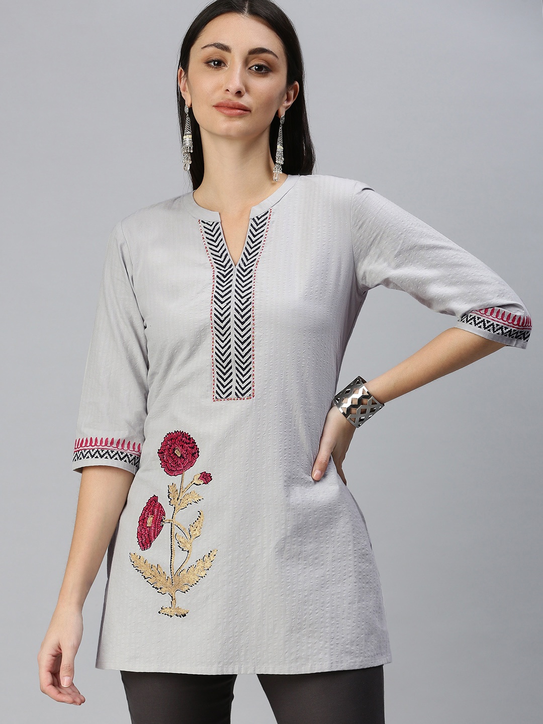 

ETIQUETTE Women Grey & Black Ethnic Motifs Printed Block Print Kurta