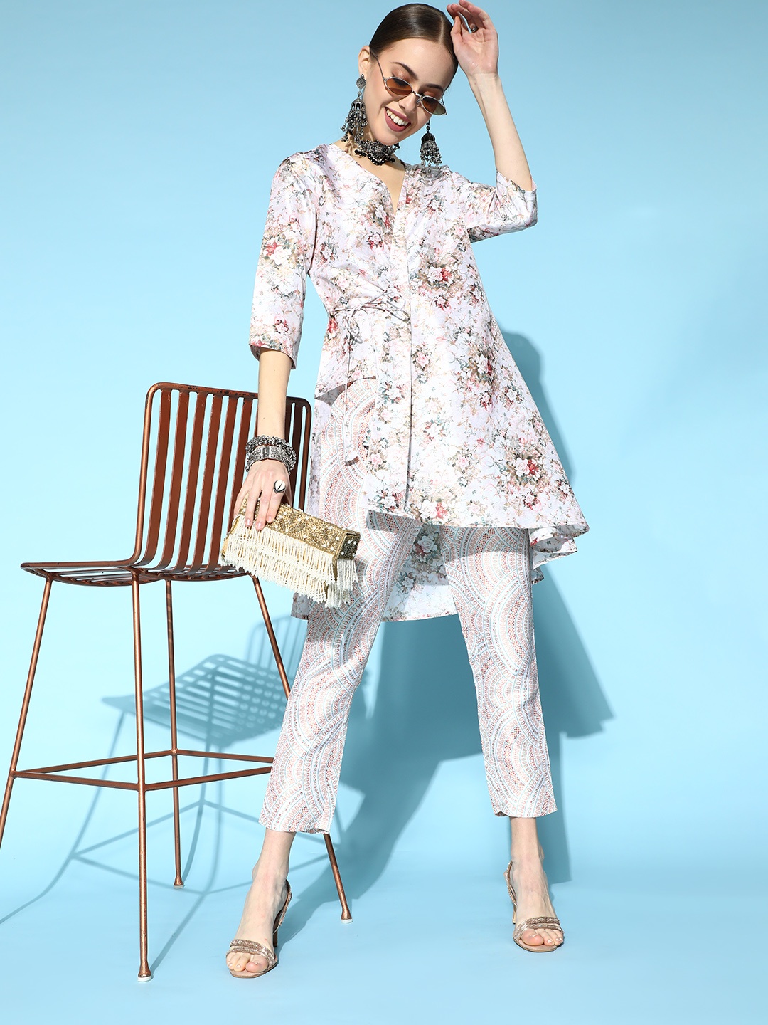 

ZIYAA Poly-Silk Romantic Florals Kurta Set, Multi