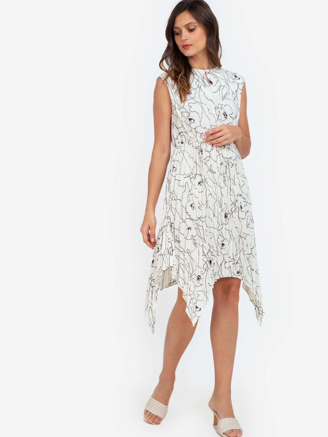 

ZALORA WORK White & Black Floral A-Line Dress