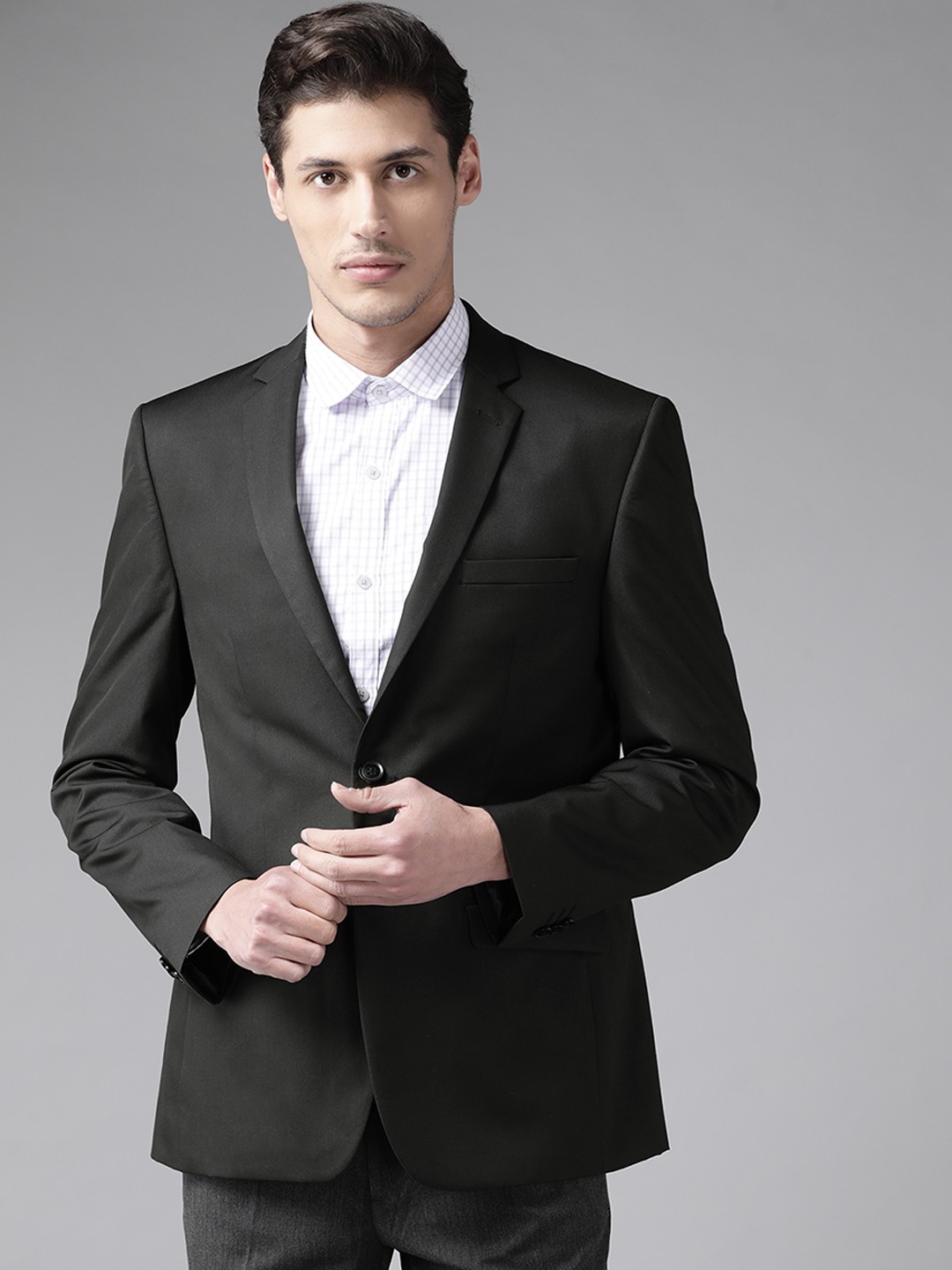 

Park Avenue Men Black Regular Fit Single-Breasted Solid Formal Blazer