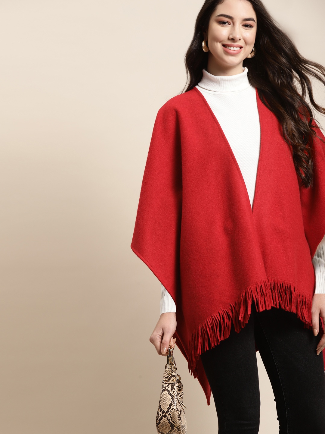

Qurvii Women Red Longline Shrug