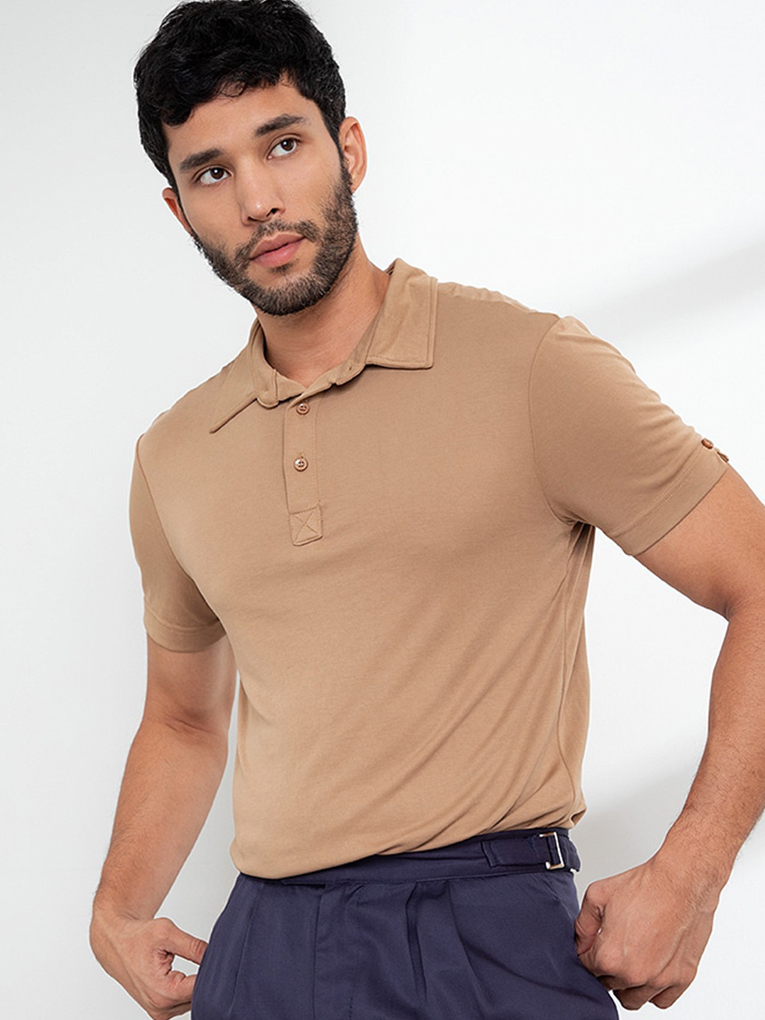 

ZALORA BASICS Men Beige Polo Collar T-shirt