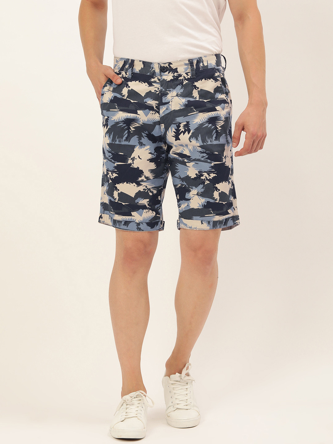 

IVOC Men Blue Camouflage Printed Shorts