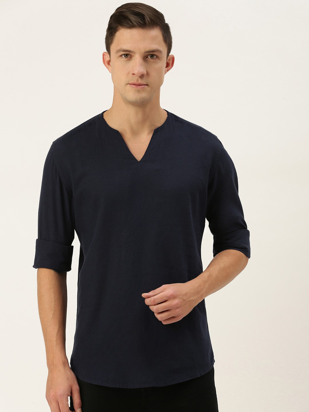 

Bene Kleed Men Navy Blue Solid Cotton Slim Fit Kurta