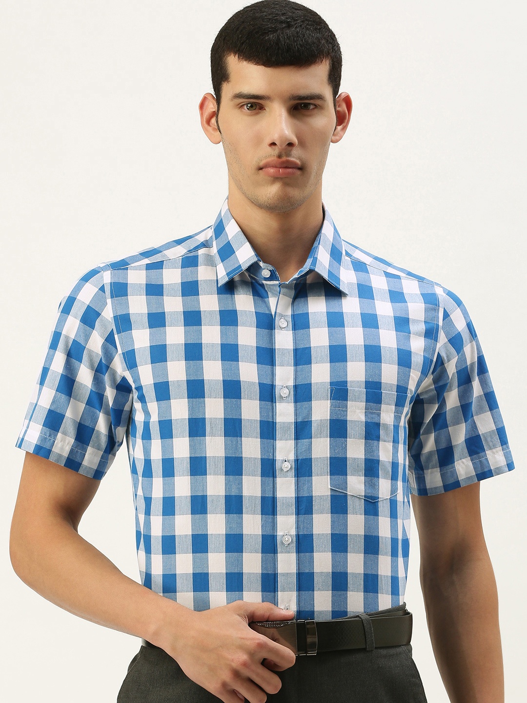 

IVOC Men White Standard Slim Fit Checked Formal Shirt
