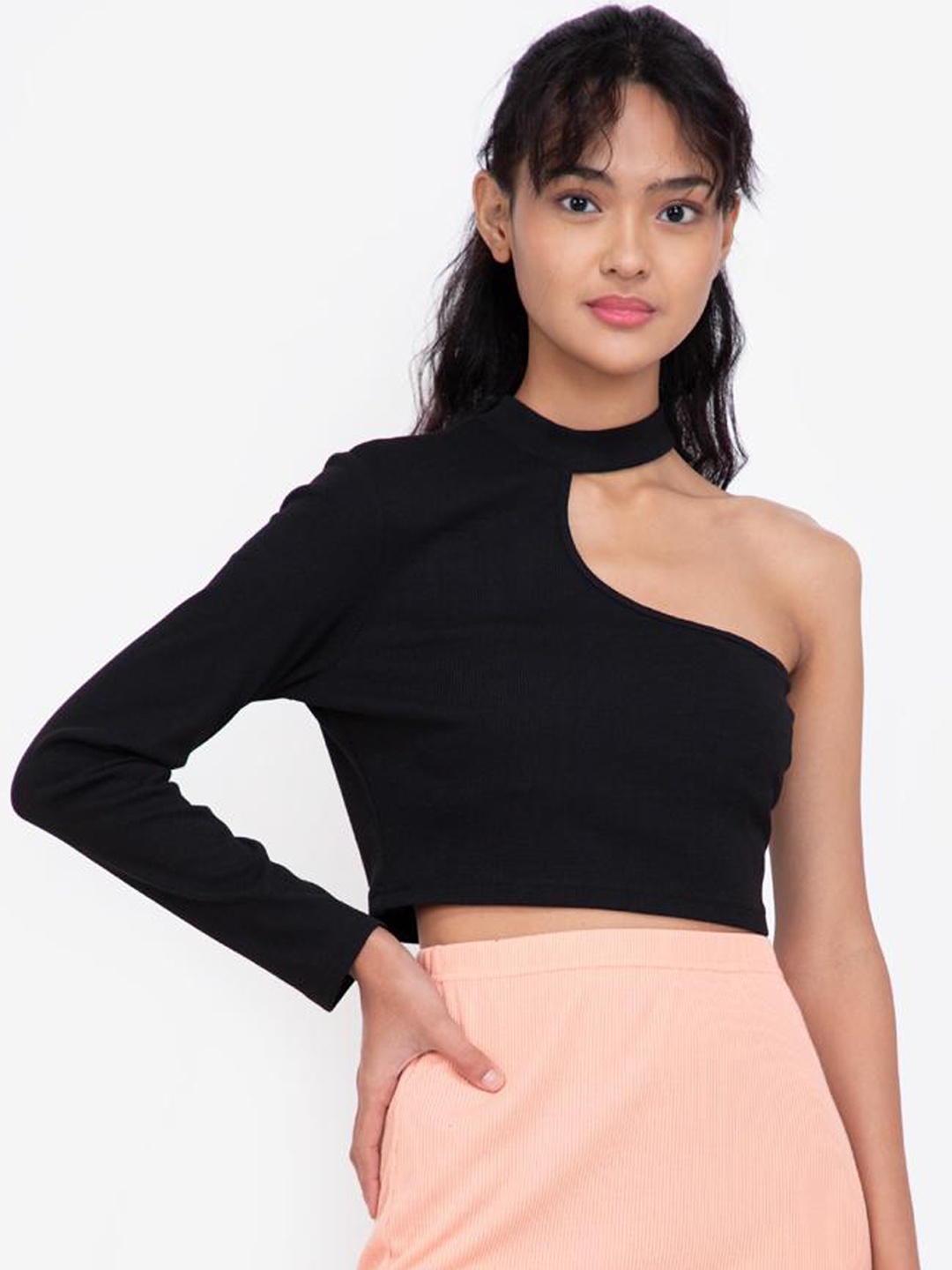 

ZALORA BASICS Black One Shoulder Top