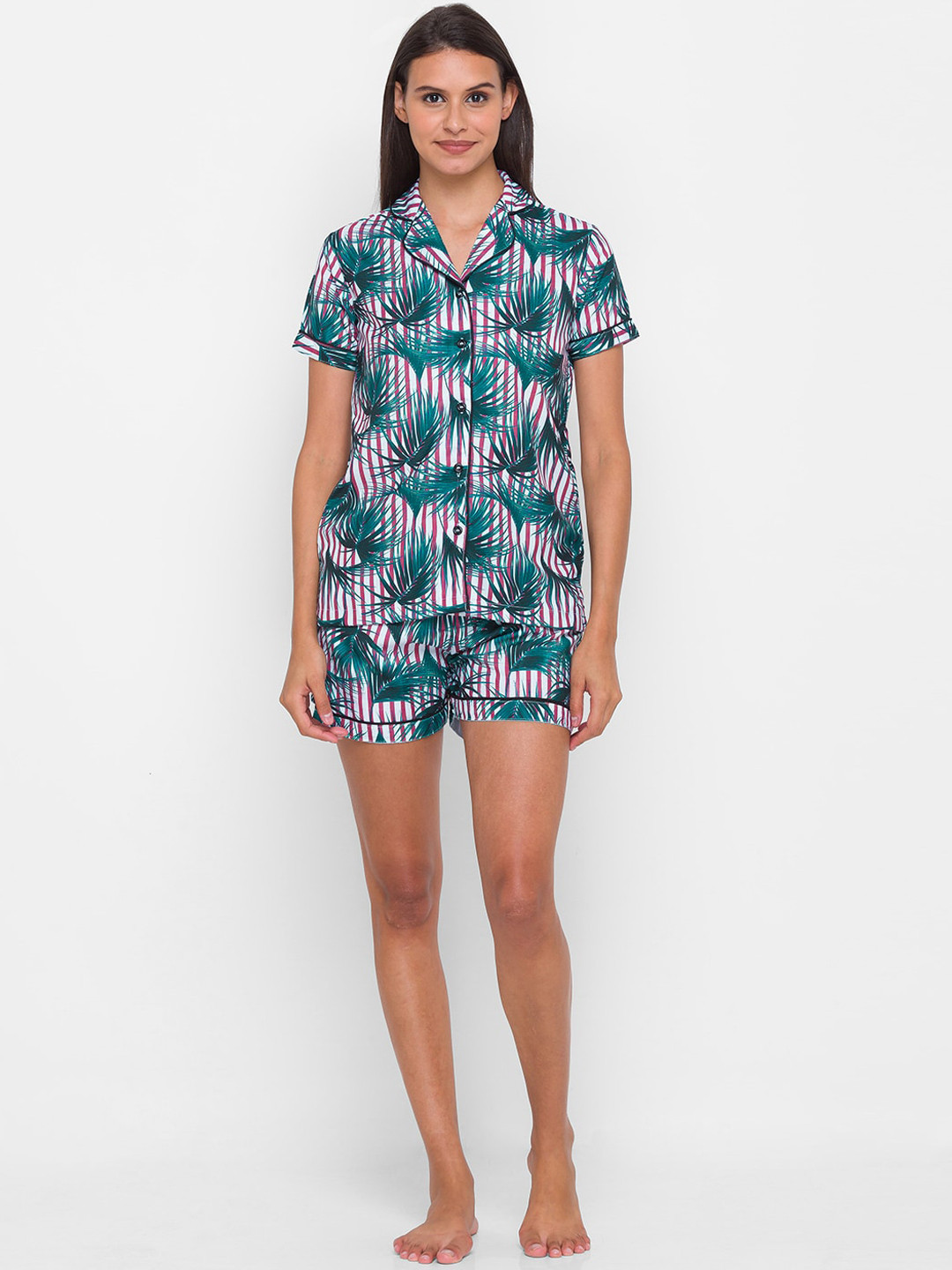 

FashionRack Women Red & Teal Printed Night suit