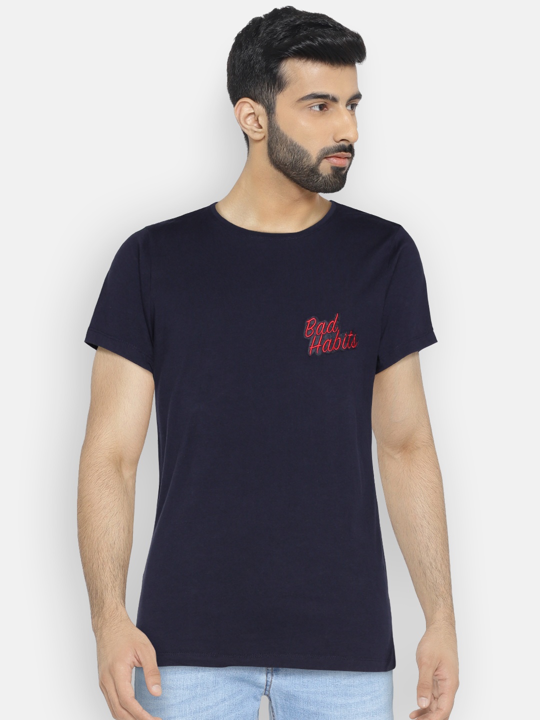 

MR BUTTON Men Navy Applique Detail Round Neck T-shirt, Navy blue