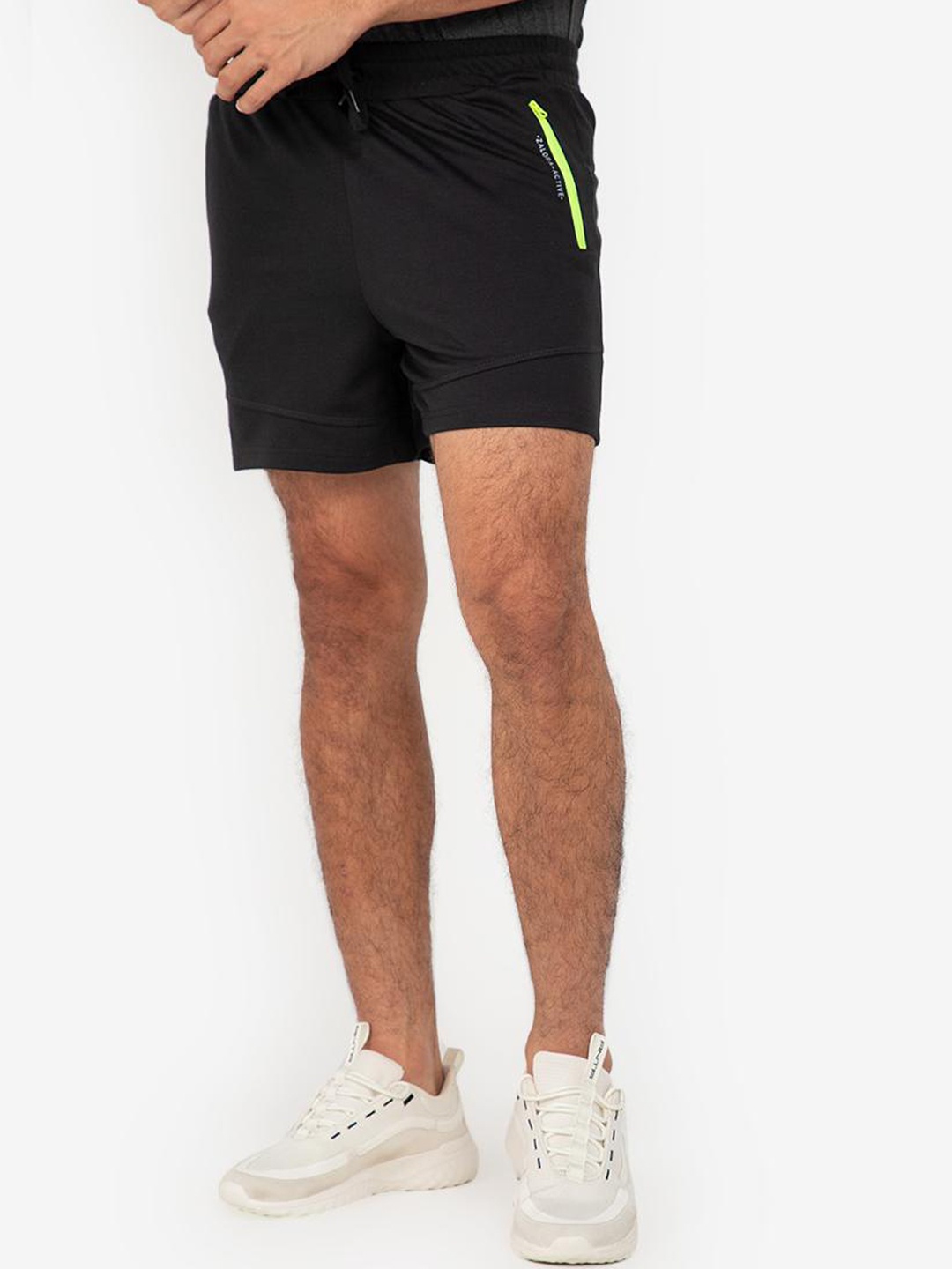 

ZALORA ACTIVE Men Olive Green Training Shorts