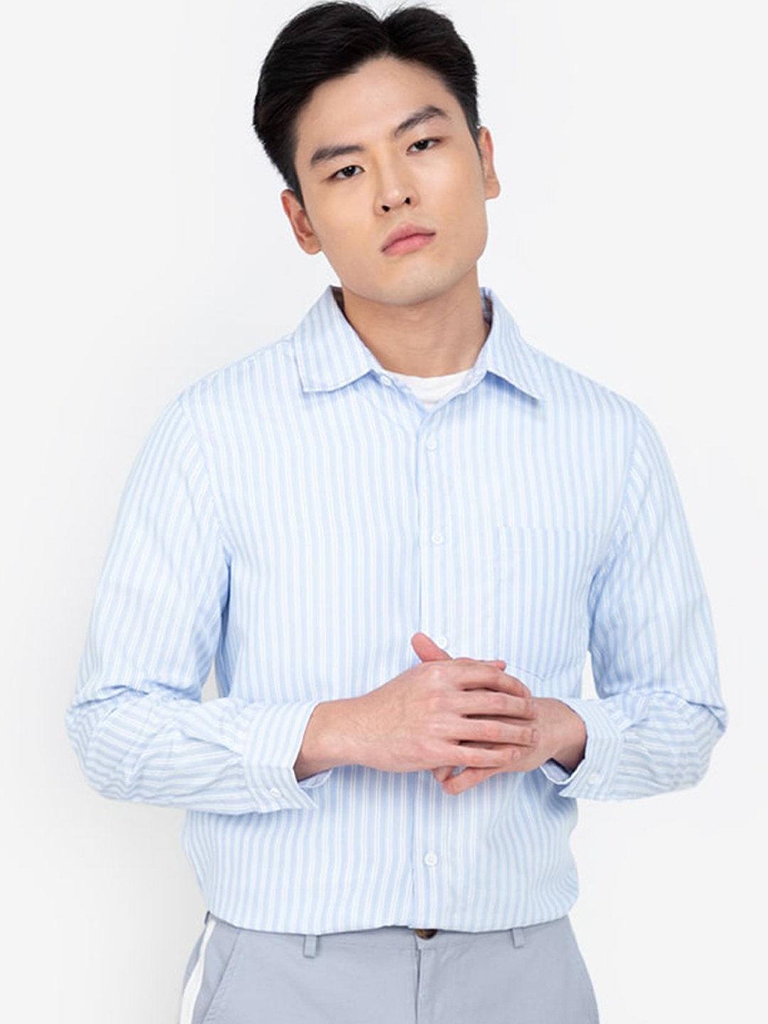 

ZALORA BASICS Men Blue Striped Casual Shirt
