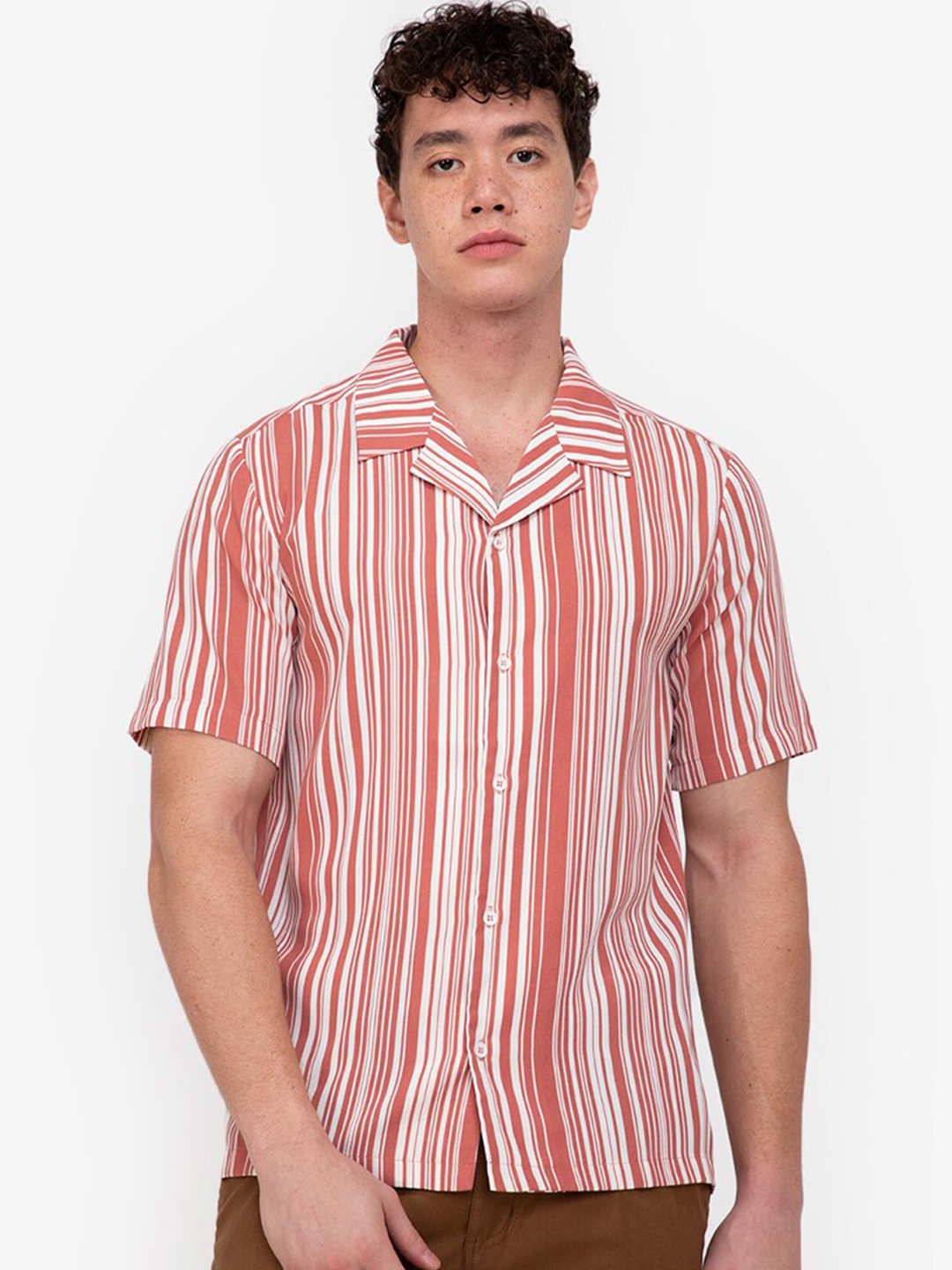 

ZALORA BASICS Men Multicoloured Striped Casual Shirt, Multi