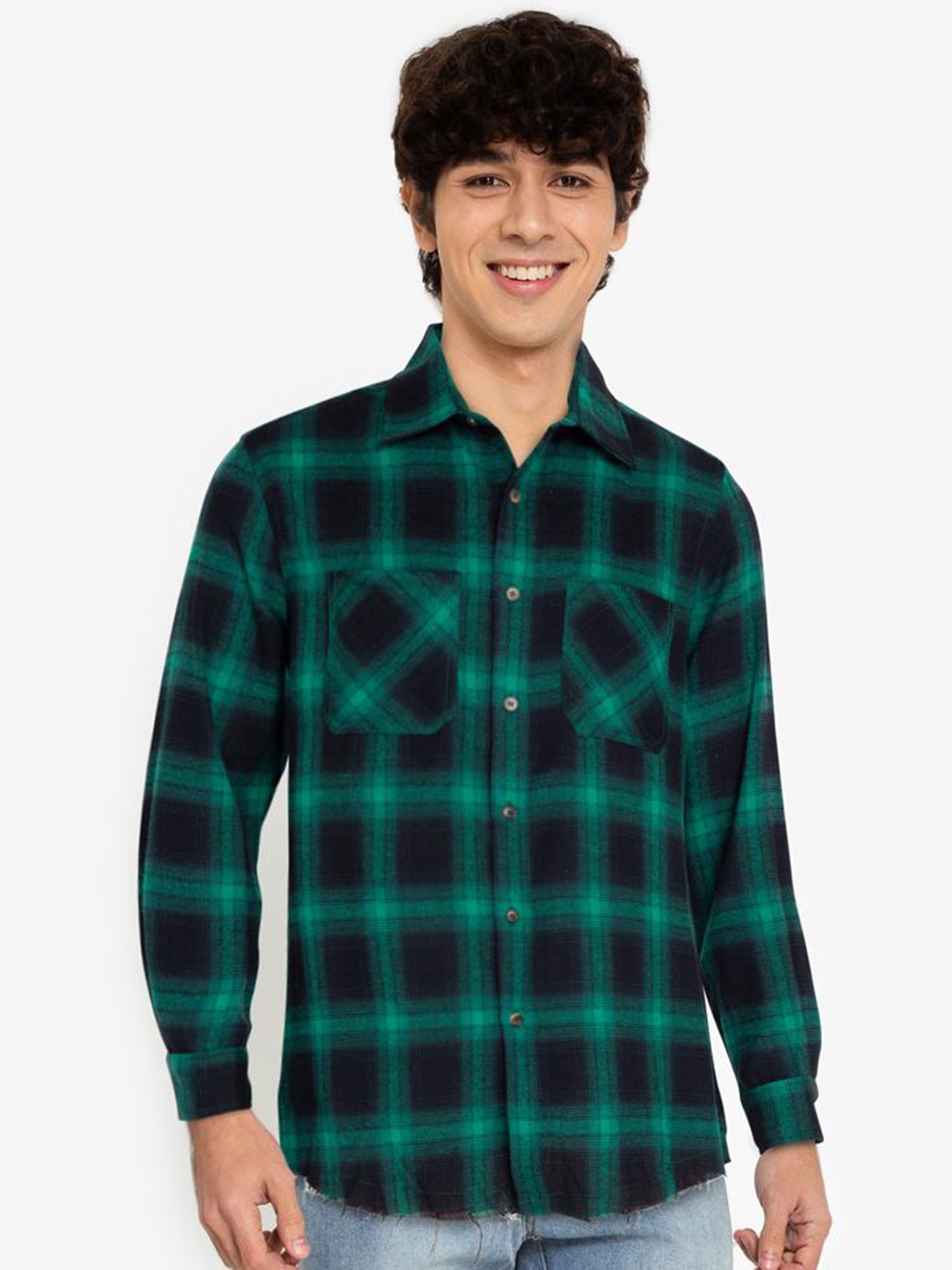 

ZALORA BASICS Men Black & White Tartan Checked Pure Cotton Frayed Hem Casual Shirt