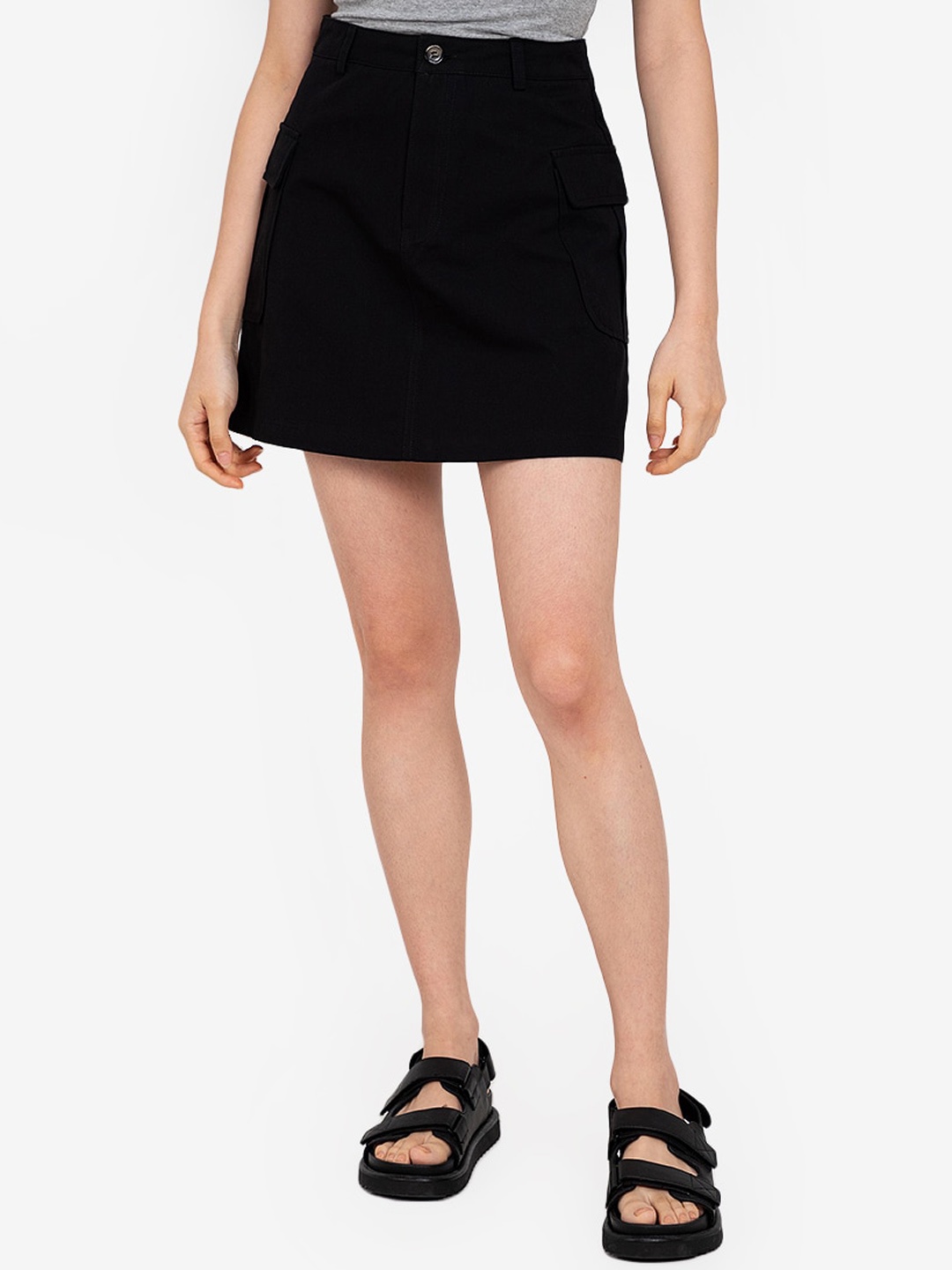 

ZALORA BASICS Women Black Solid Cargo Mini Skirt