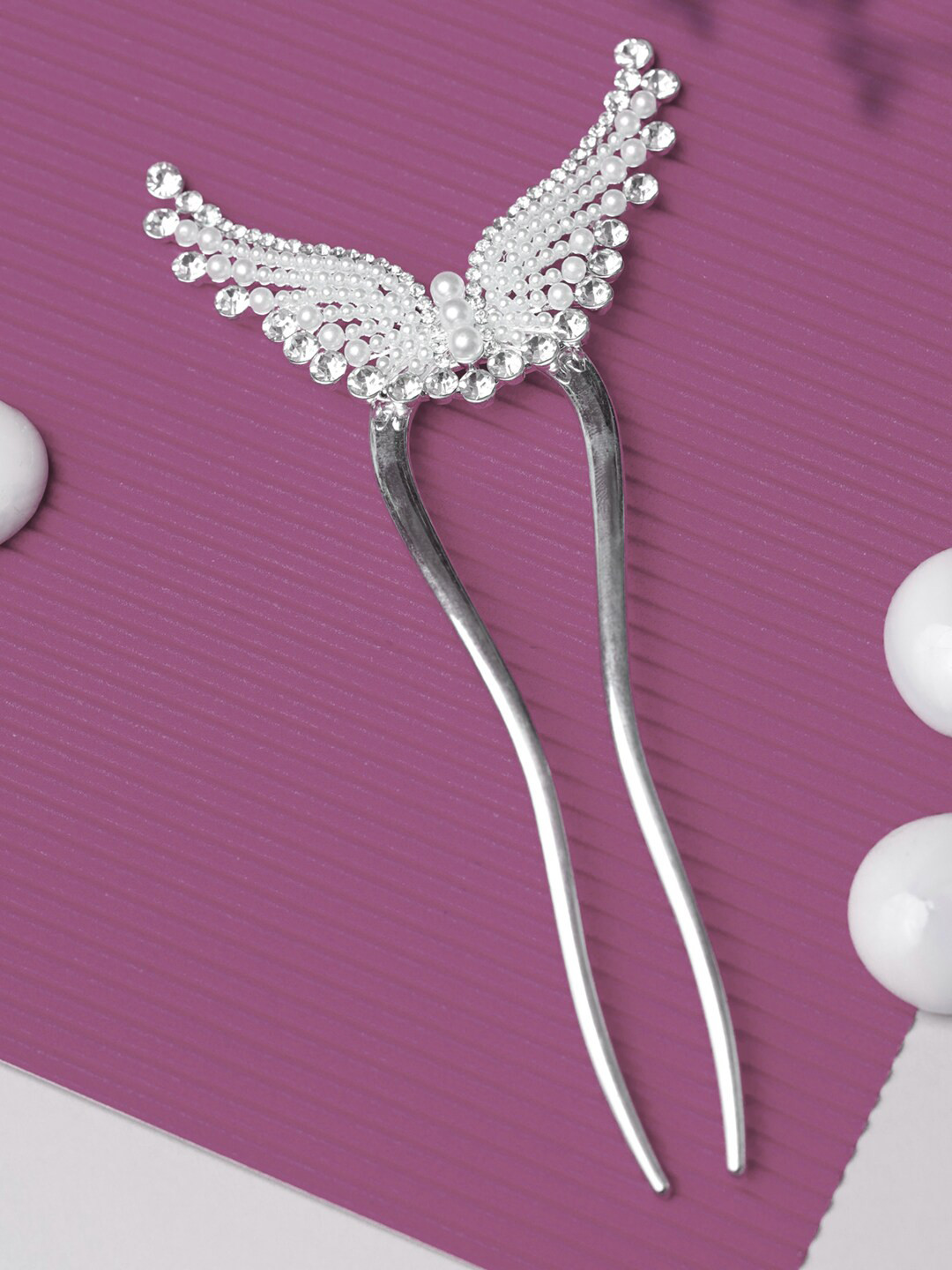 

PRITA BY PRIYAASI Women Silver-Toned White Pearl & Stone Butterfly Hair Bun Pin