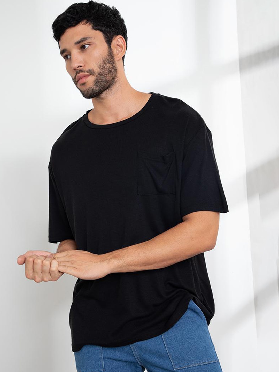 

ORIGIN BY ZALORA Men Black & Beige Madagascar Akron Metro Derrick Rose T-shirt