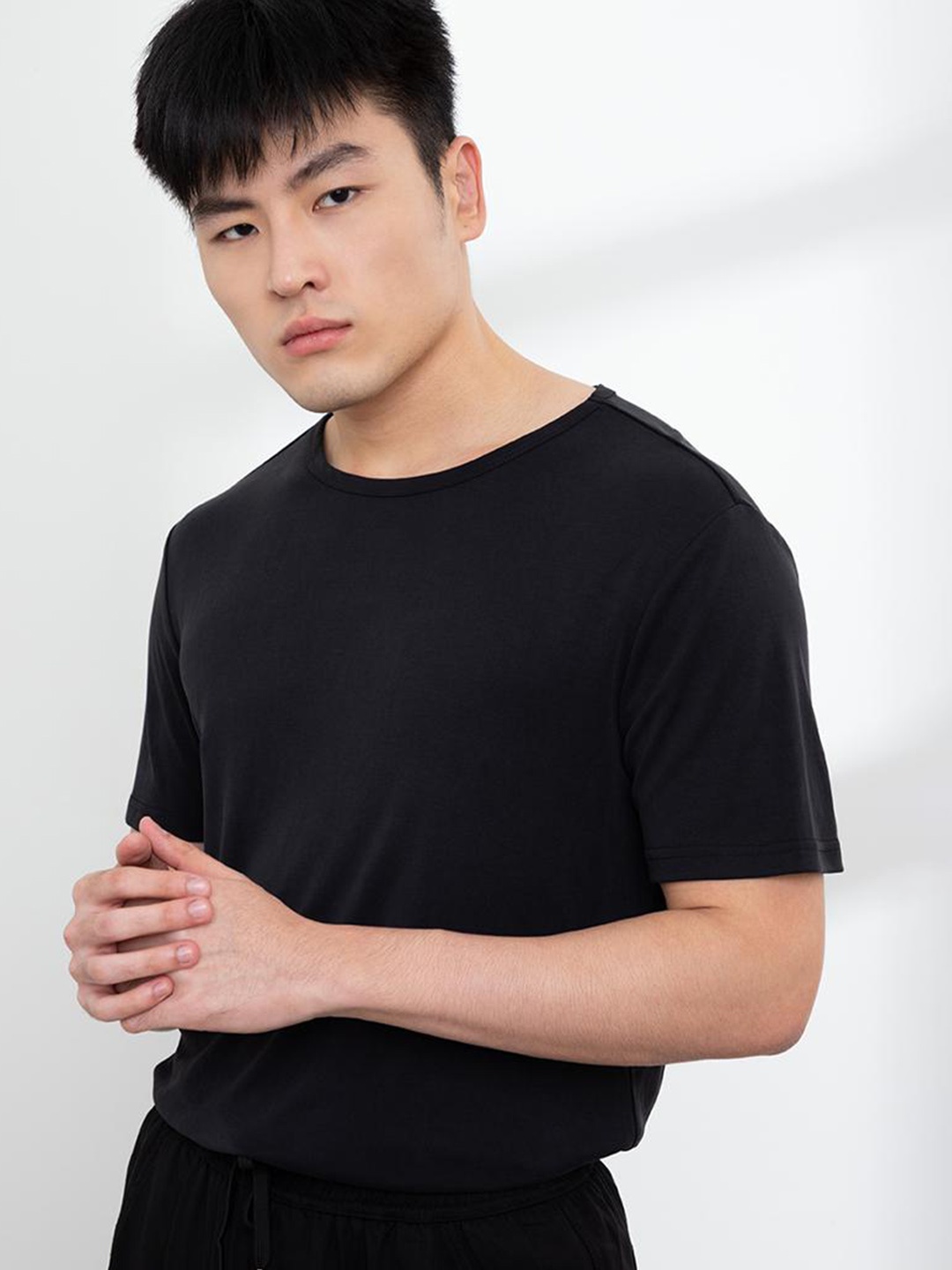 

ORIGIN BY ZALORA Men Black T-shirt