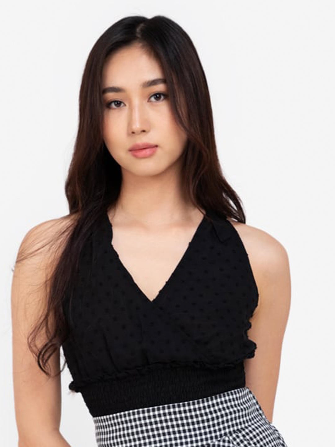 

ZALORA BASICS Black Halter Neck Cinched Waist Crop Top