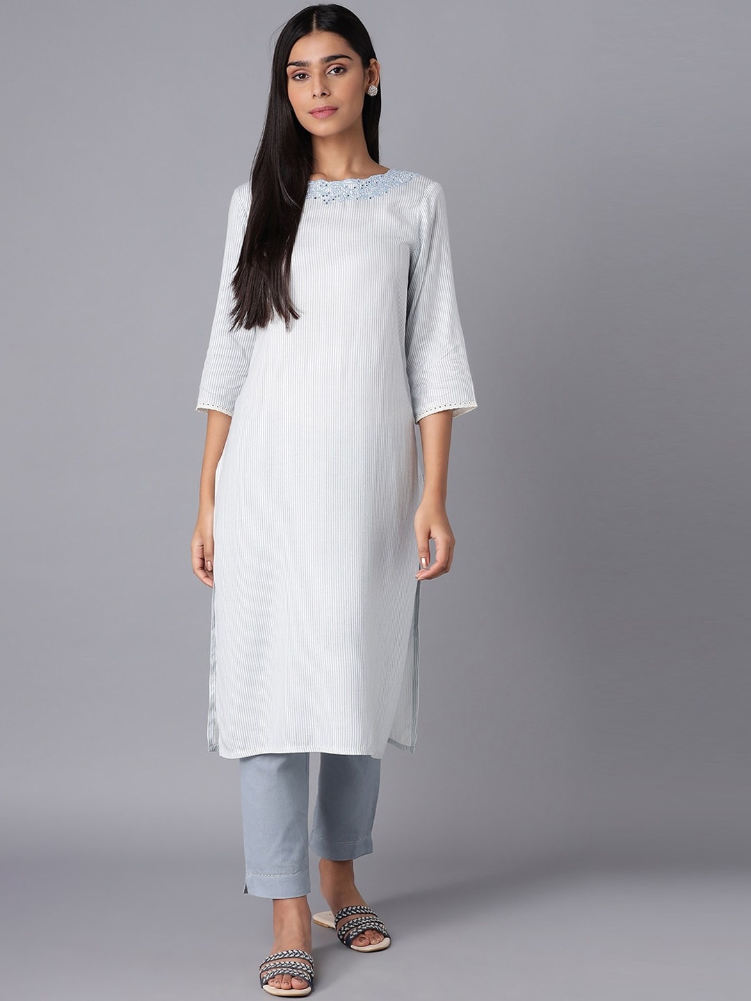 

W Women White & Blue Striped Thread Work Kurta