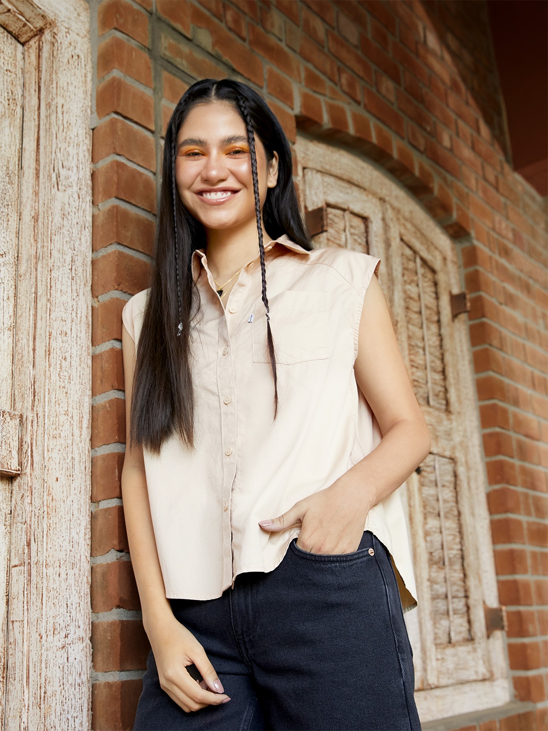 

Levi's X Deepika Padukone Women Beige Solid High-Low Hem Standard Casual Shirt
