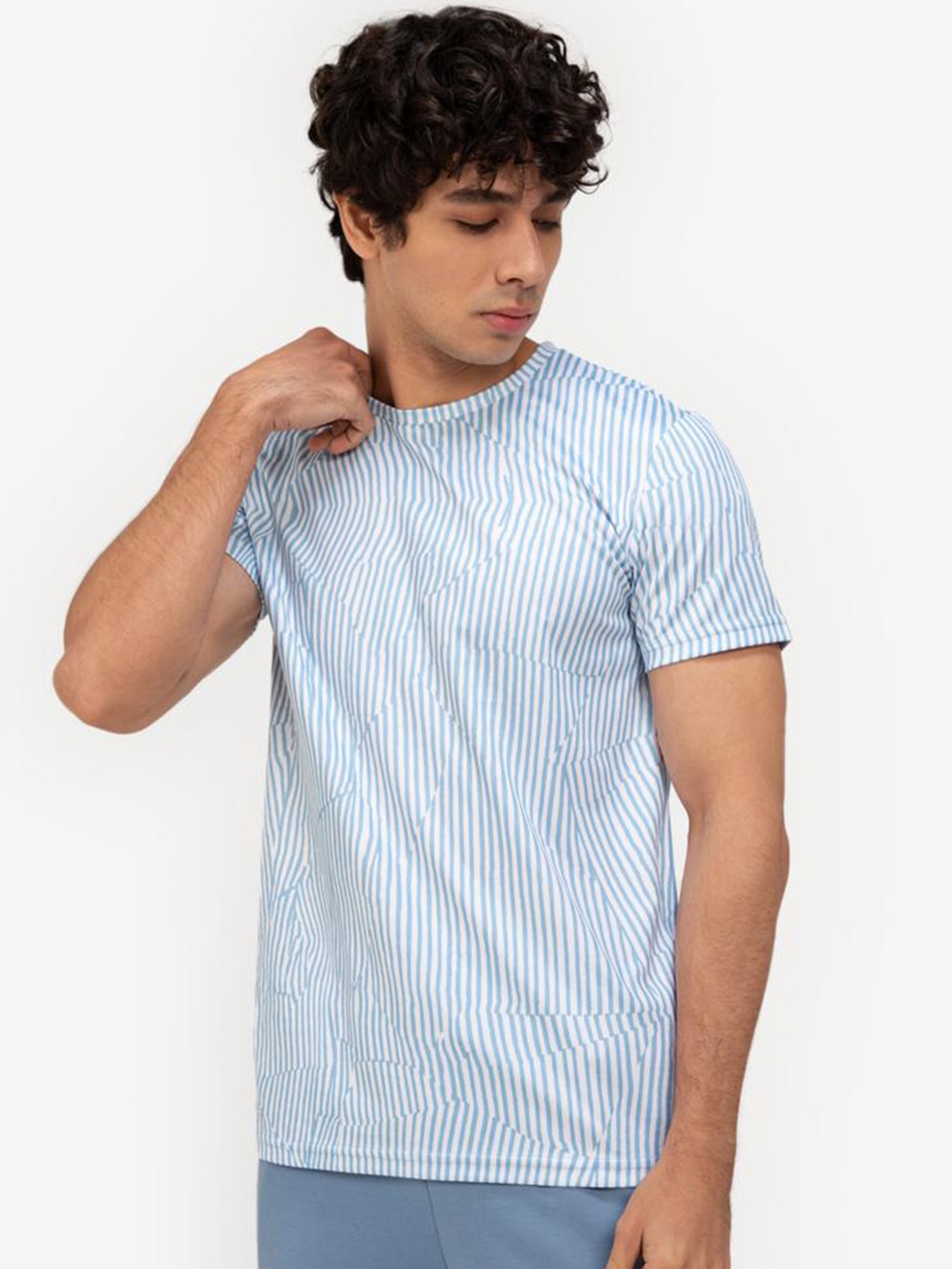 

ZALORA ACTIVE Men White & Black Striped Contrast Panel T-Shirt