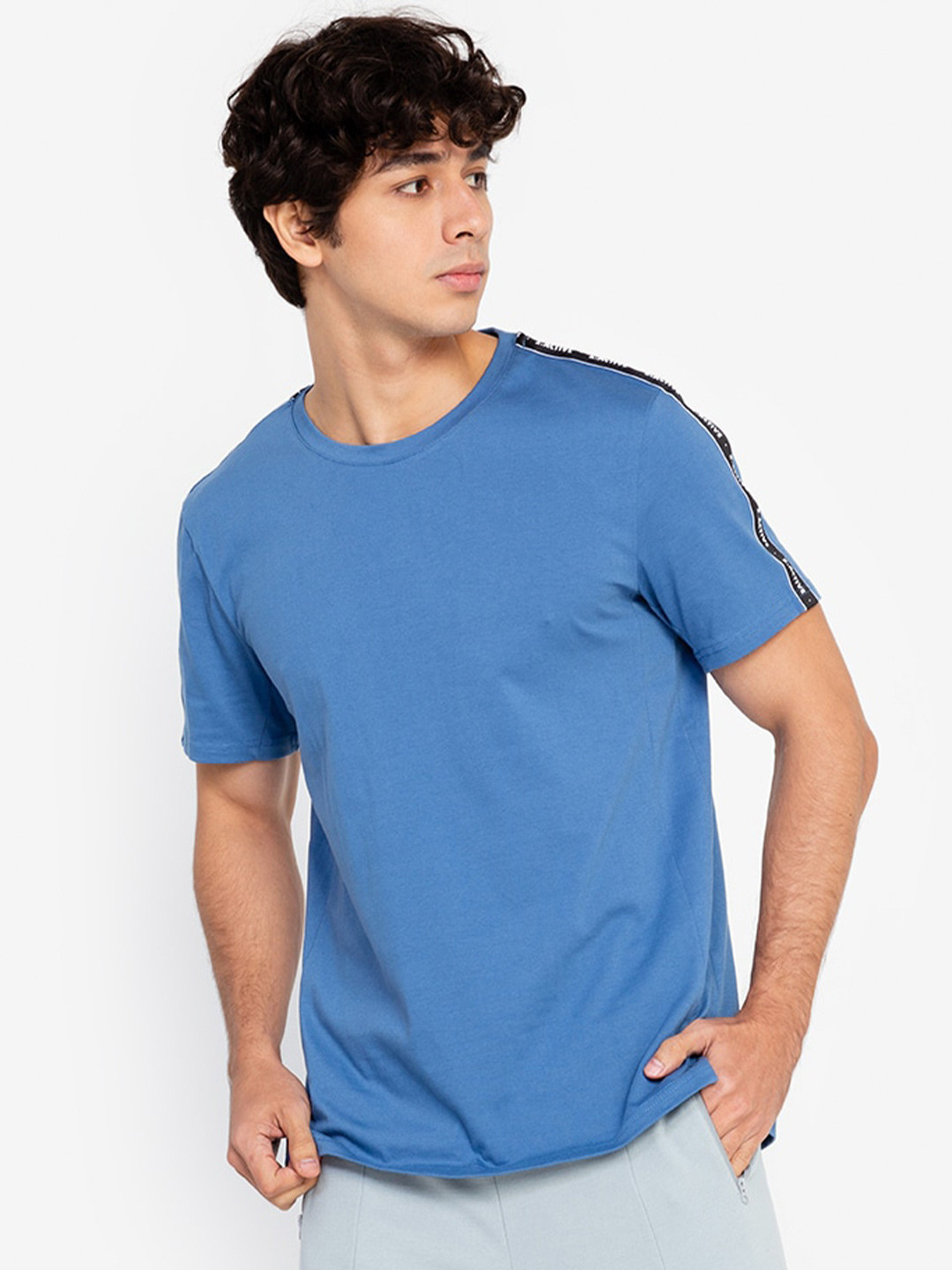 

ZALORA ACTIVE Men Blue Side Trim T-shirt