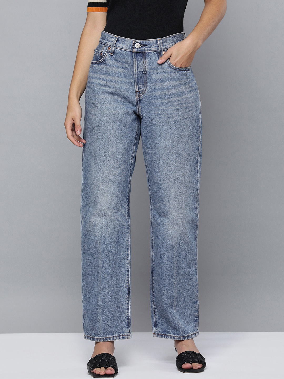 

Levis Women Blue 501 Straight Fit High-Rise Clean Look Jeans