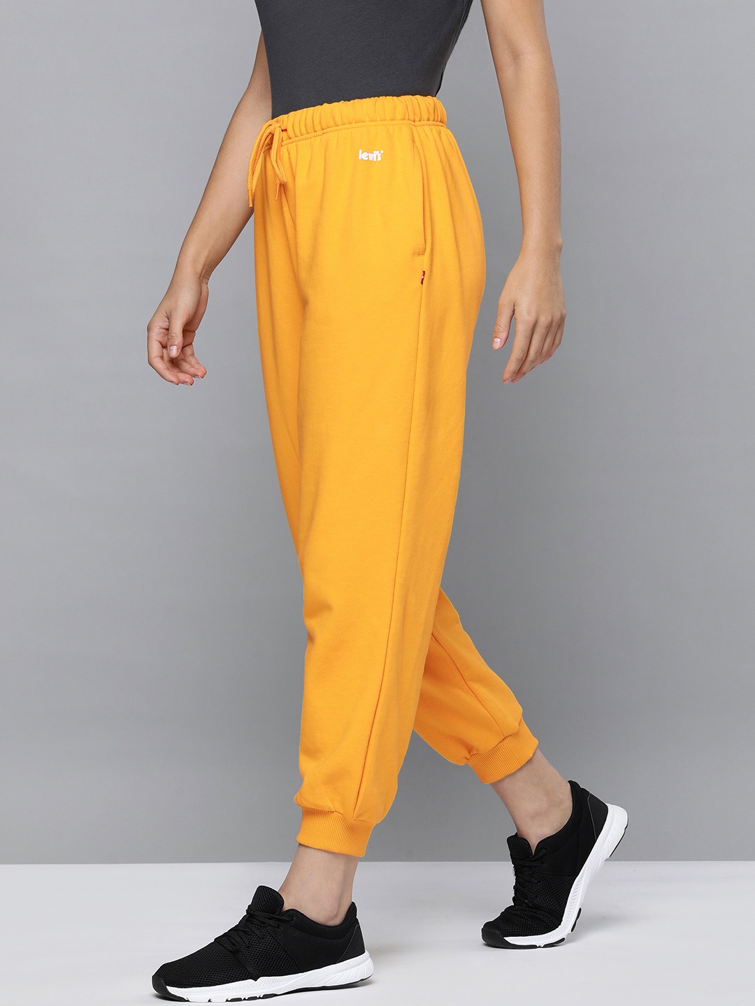 

Levis Women Yellow Solid Joggers