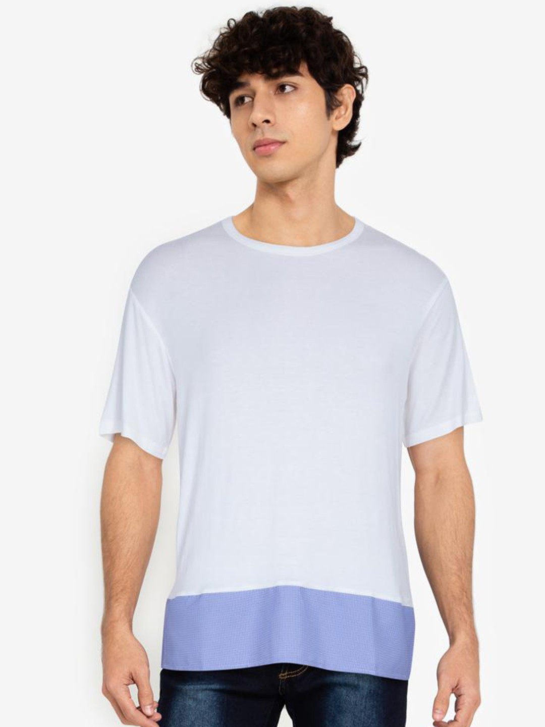 

ZALORA BASICS Men Black & Green Printed T-shirt