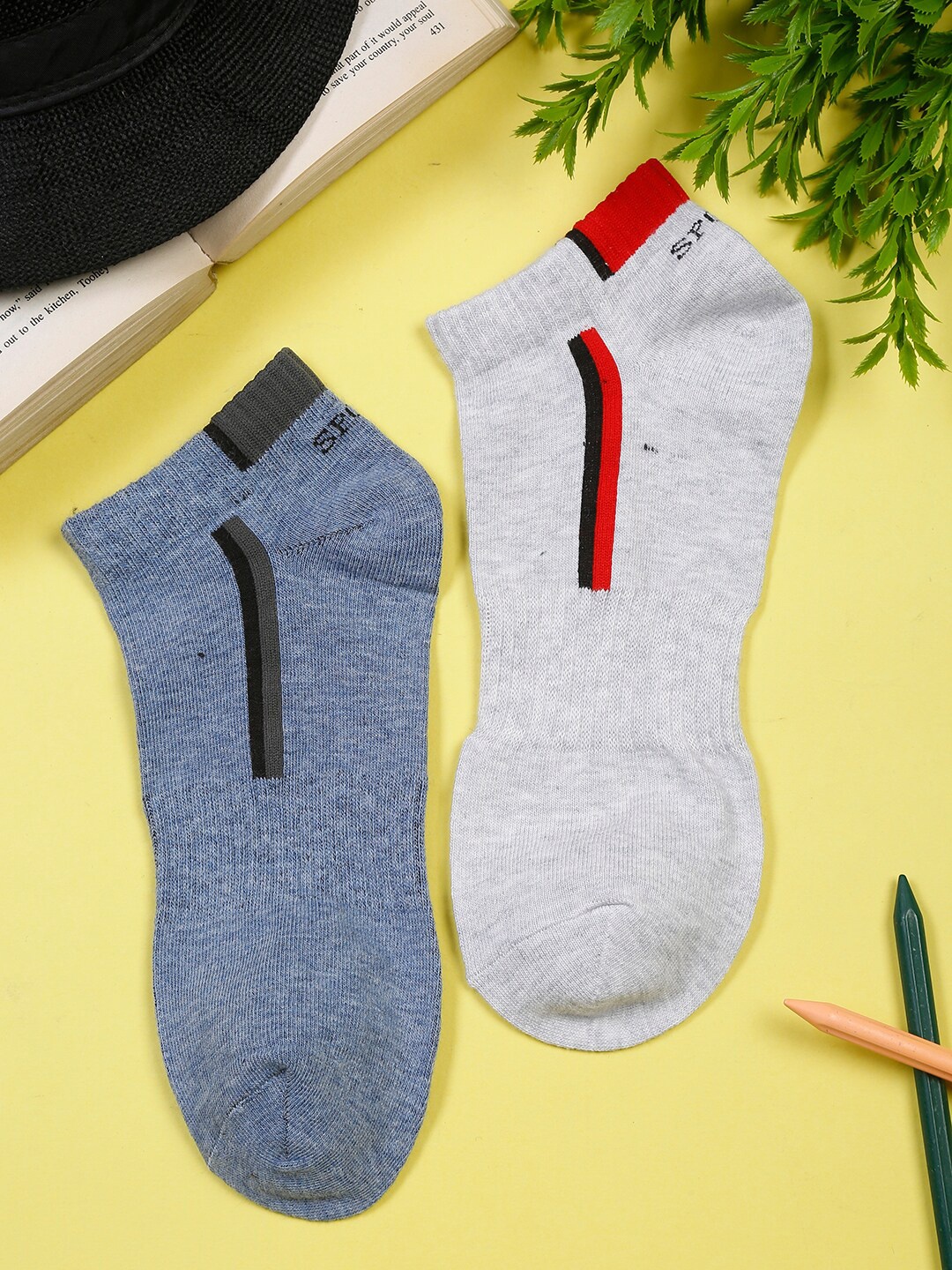 

MUTAQINOTI Men Pack Of 2 Assorted Ankle-Length Socks