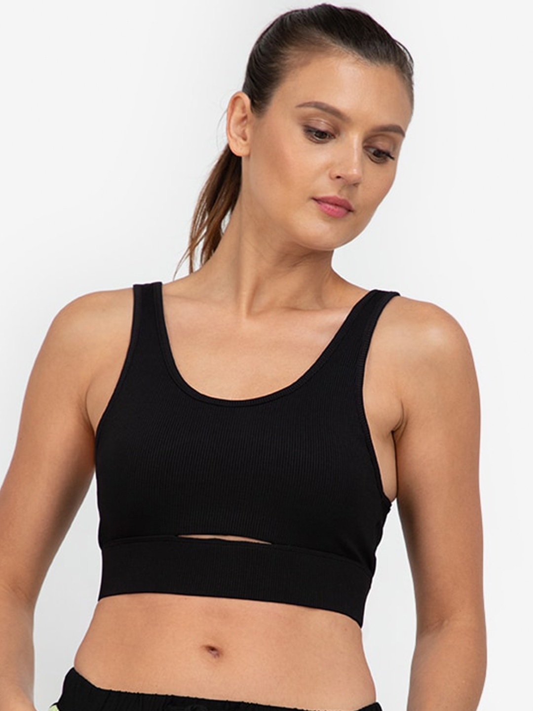 

ZALORA ACTIVE Black Bra Lightly Padded ZV0821WAP0577B-XL