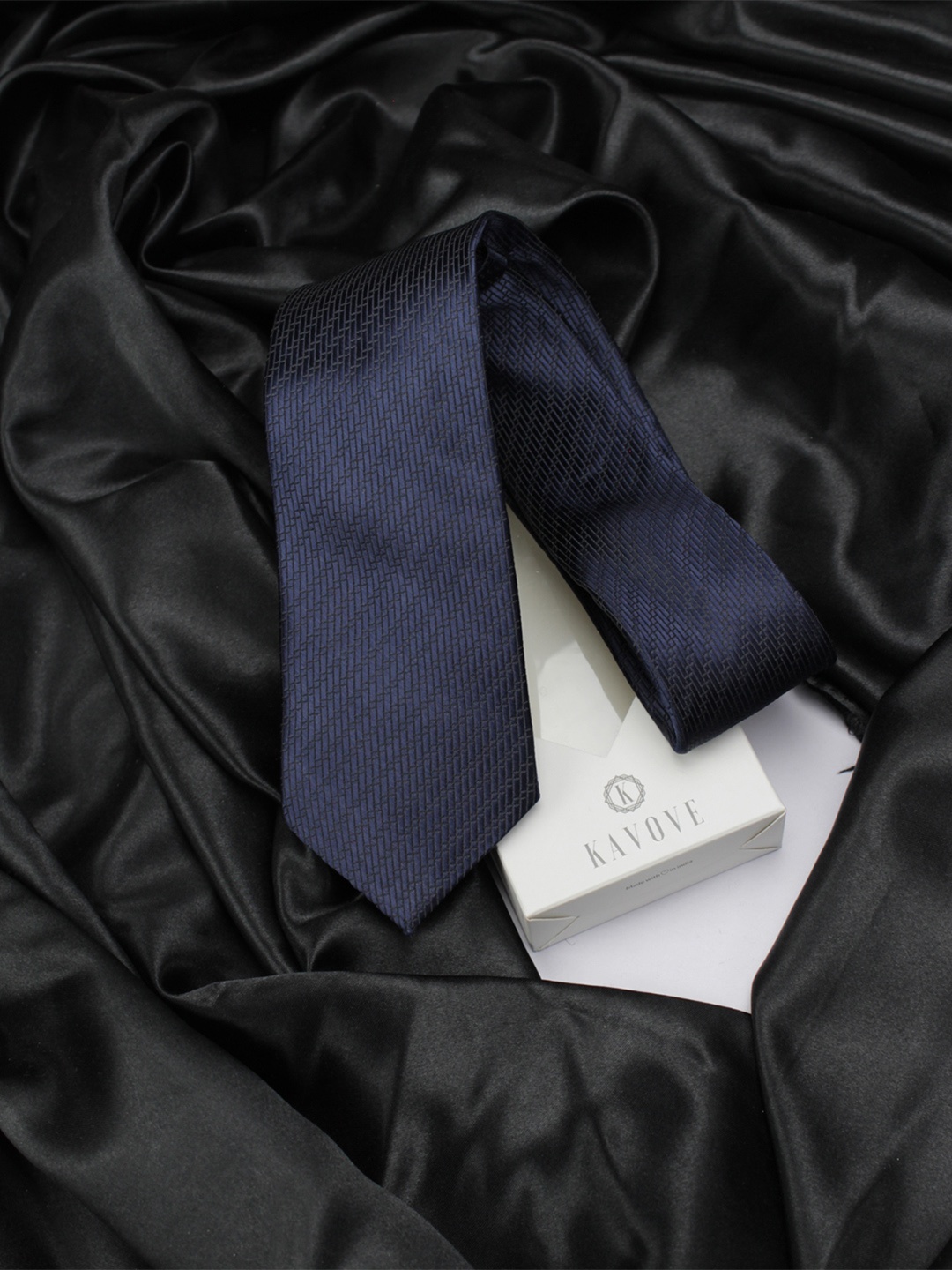 

KOVOVE Men Navy Blue Woven Design Broad Tie
