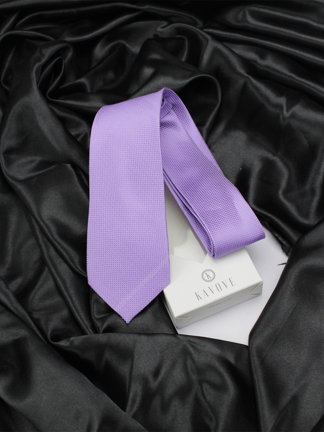 

KOVOVE Men Purple Woven Design Broad Tie