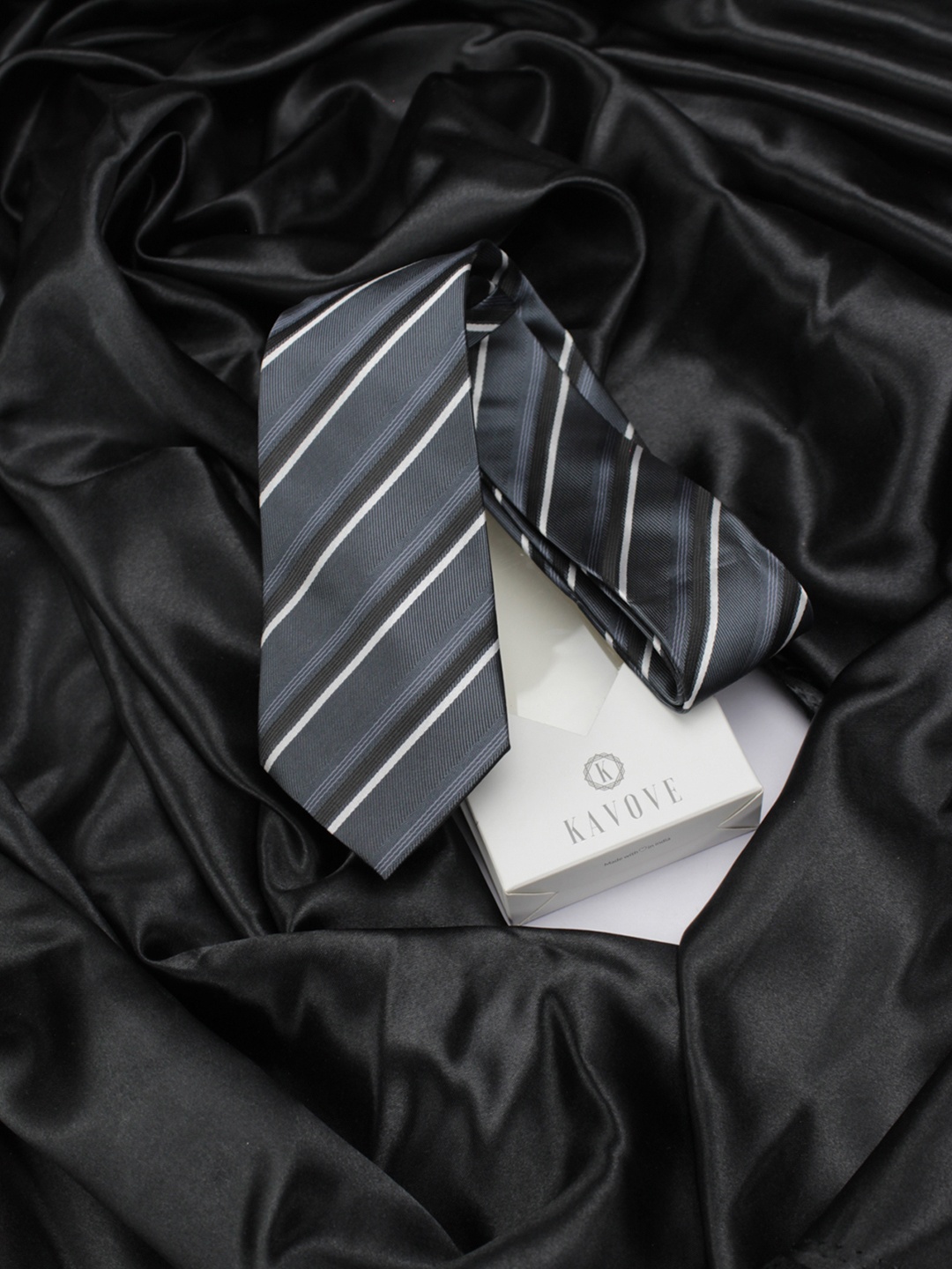 

KOVOVE Men Black & White Striped Broad Tie