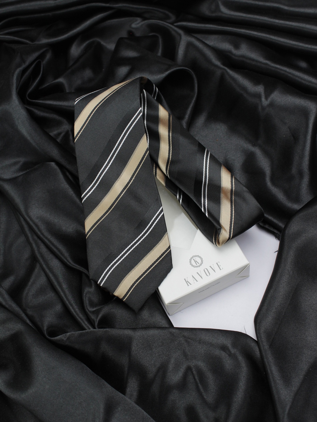 

KOVOVE Men Black & White Striped Broad Tie